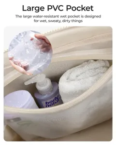 Detalle del bolsillo húmedo grande de PVC resistente al agua en el bolso
