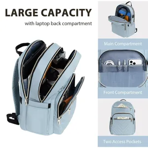 Vista detallada de mochila azul claro de gran capacidad con varios compartimentos.