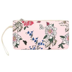 Vue détaillée de la jolie trousse à crayons florale rose pochette mignonne avec dragonne pratique.