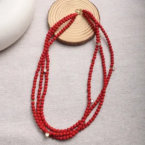 Collar de Suéter para Mujer Piedra de Lava Roja Triple Capa Colgante Corazón con Strass Joyería Invierno Retro Lujo