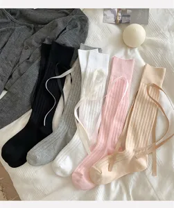 Süße japanische Schleife Kniestrümpfe gerippt gestrickt Damen Socken Detailansicht Mode