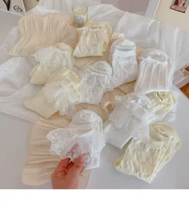 Cute lace white Lolita socks detail, sweet ruffle mid tube hosiery for daily sweet style.