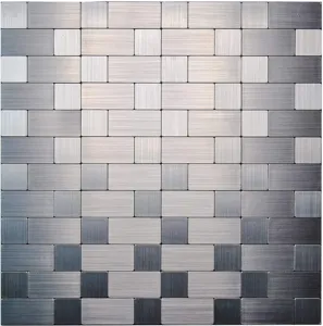 Vista macro de pegatina de pared de mosaico de metal cepillado con textura 3D geométrica