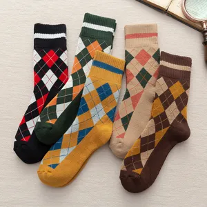 Men's Argyle Pattern Mid-Calf Socks Thickened Cotton Blend Thermal Winter Socks Ribbed Cuff Warm Crew Socks Casual Daily