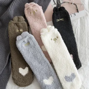 Calzini morbidi in pile con orecchie di gatto da donna, spessi caldi invernali per dormire.