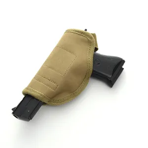 Detailansicht des taktischen verdeckten IWB-Holsters aus khakifarbenem Nylon für Outdoor-CS