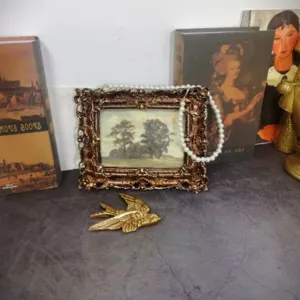 Vintage ornate photo frame desktop decor, European style tabletop art picture frame ornament for home.