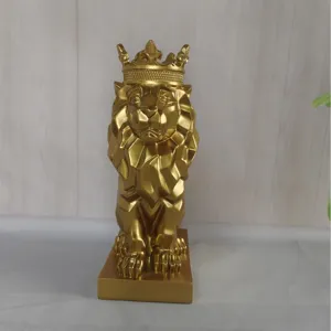 Golden geometric lion crown resin ornament for luxury living room desktop decoration gift