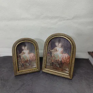 Vintage European gold arched resin photo frames with twisted rope border design