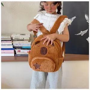 Zaino Capybara di peluche per ragazze con morbida pelliccia marrone e stella