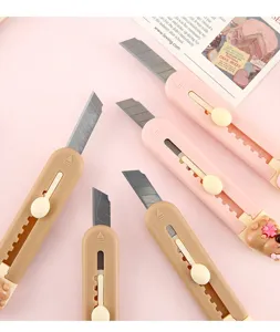 Mini cutter mignon motif cochon d'Inde pour le bureau des étudiants et les loisirs créatifs
