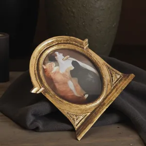 Ornate European retro resin photo frame with antique gold finish and artistic print