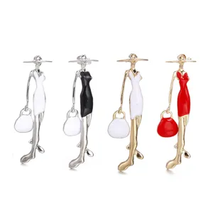 Creative Enamel Fashion Lady Brooch Elegant Woman Silhouette Pin With Hat And Bag Alloy Suit Accessory For Women Jewelry Gift
