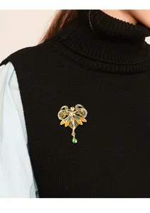Exquisito broche vintage de ángel y corazón estilo barroco con cristales verdes