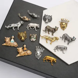 Vintage Zinc Alloy Tiger Head Lion Brooch Rhinestone Animal Leopard Corsage Shirt Pin For Men Women Jewelry Decoration