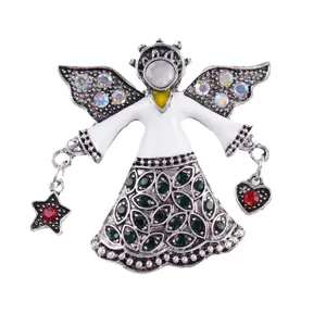 Elegante witte engel broche met kleurrijke kristallen en hart- en sterhangers