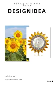 Broche soleil vintage avec relief visage de lune et cristaux de style palais doré