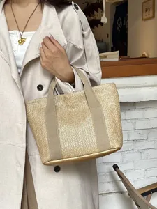 Elegante bolso de paja tejida para mujer, ideal para la playa y vacaciones de verano.