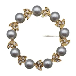 Eleganter Vintage-Kranz-Brosche mit grauen Perlen und Kristallen in Goldton-Optik
