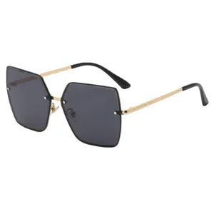 Premium Übergroße quadratische randlose Sonnenbrille mit goldenen Metallbügeln