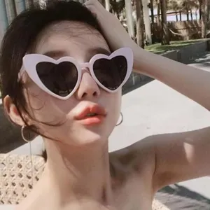 Gafas de Sol de Moda con Forma de Corazón Mujer Hombre Moda Gafas Corazón Fiesta Protección UV Vintage Retro Sol