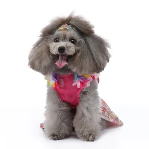 Jolie robe florale pour animaux de compagnie, chats et chiens, tenue d'été respirante.