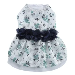 Vue détaillée de la robe princesse pour chien en dentelle blanche florale fleurs bleues