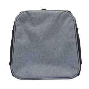 Vista posteriore dettagliata della borsa grigia per animali con tasche laterali in rete