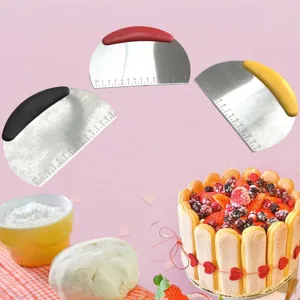 Raspador de masa de acero inoxidable con escala de medida y mango ergonómico para hornear