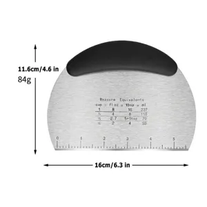 Rascador de masa de acero inoxidable con tabla de conversión y regla de 16 cm detalle