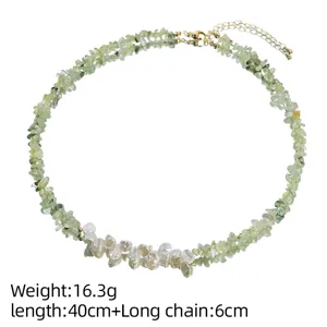 Collier élégant fait main en perles baroques et cristal de préhnite vert pour femmes