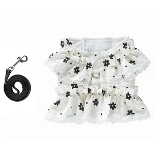 Vestido de verano para mascotas con encaje y correa a juego, diseño floral muy bonito.