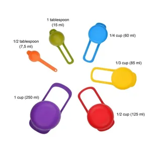 Set van 6 kleurrijke bakmaatbekers en lepels met duidelijke schalen voor keuken DIY.