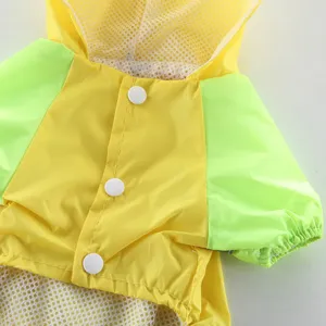 Imperméable pour chien de compagnie avec capuche, doublure en maille respirante, jaune et vert.
