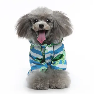 Joli imperméable pour chien à quatre pattes avec motif tortue et bandes réfléchissantes.
