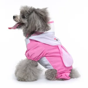 Imperméable pour chien à quatre pattes rose et blanc, vêtement de pluie réfléchissant pour animal.
