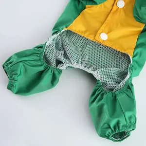 Imperméable pour animaux à quatre pattes vert et jaune, doublure en mesh respirant pour chiens.