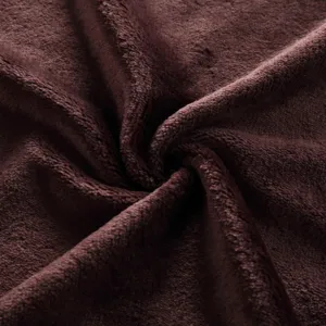 Soft brown plush pet blanket detail, cozy fleece fabric texture for daily home comfort.