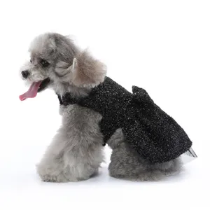 Robe de chien de compagnie noire scintillante élégante avec nœud, tenue de princesse de fête.