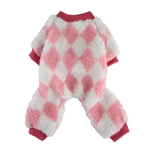 Pigiama per animali in flanella argyle rosa e bianco, tutina comoda per cani in inverno.