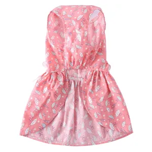 Jolie robe rose pour animal de compagnie avec motif parapluie et nœud, vêtement d'été pour chat.
