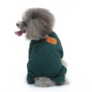 Tuta in pile verde per animali domestici pigiama per cani con toppa di orsetto invernale