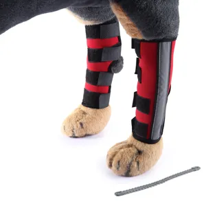 Protezioni per gambe di cane regolabili rosse e nere con strisce riflettenti di sicurezza