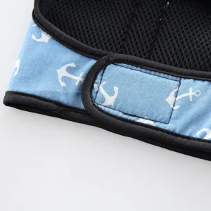 Dettaglio pettorina per cani con fodera in rete traspirante e pratica chiusura in velcro.