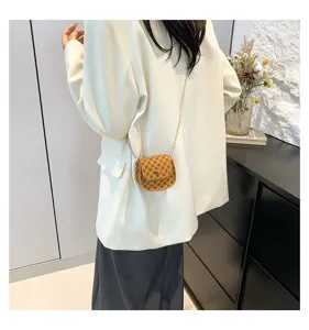 Elegante mini bolso bandolera retro con patrón de monograma clásico para mujeres modernas