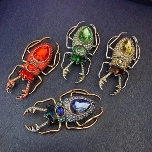 Vintage Insect Beetle Brooch Pin For Women Men Zinc Alloy Rhinestone Enamel Crystal Beetle Scarf Clip Jewelry Accessory