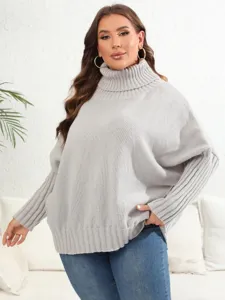 Close up view of cozy plus size grey turtleneck knit sweater, soft texture pullover top.