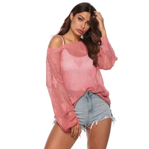Roze opengewerkte gebreide trui voor dames, sexy losse pullover met hartjespatroon.