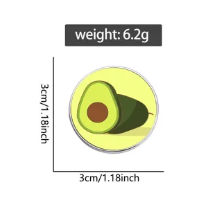 Detalle de pin de esmalte de aguacate redondo de 3cm con dimensiones y peso de 6,2g