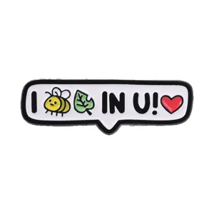 Schattige cartoon bijen emaille speld met I believe in you woordspeling